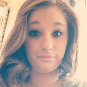 Meet your Posher, Lindsey